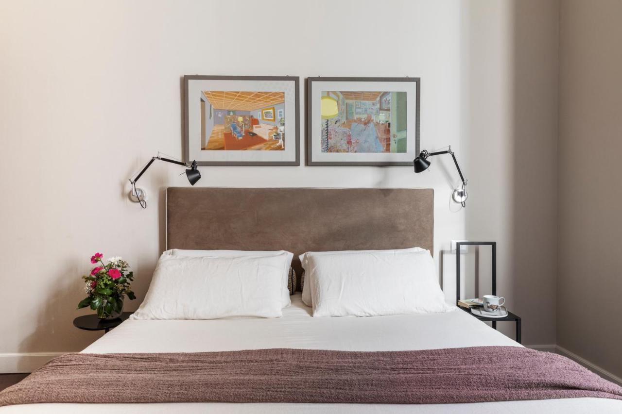 ローマ マイナヴォーナ Bed & Breakfast エクステリア 写真