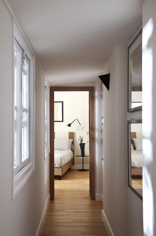 ローマ マイナヴォーナ Bed & Breakfast 部屋 写真